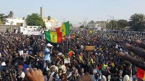 Aar li nu bokk et Ñoo lank demandent la levée de l’état d’urgence (communiqué)