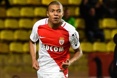 De Monaco au PSG : Top 30 des photos qui ont marqué le parcours de Kylian Mbappé
