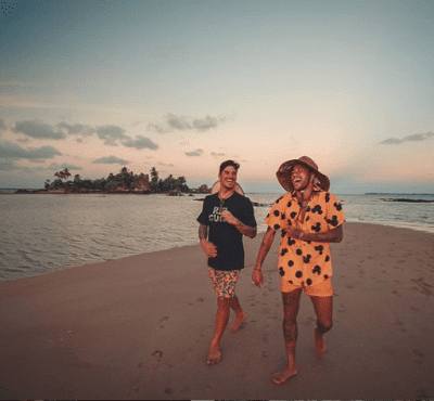 20 Photos : Regardez le look de Neymar sans maillot