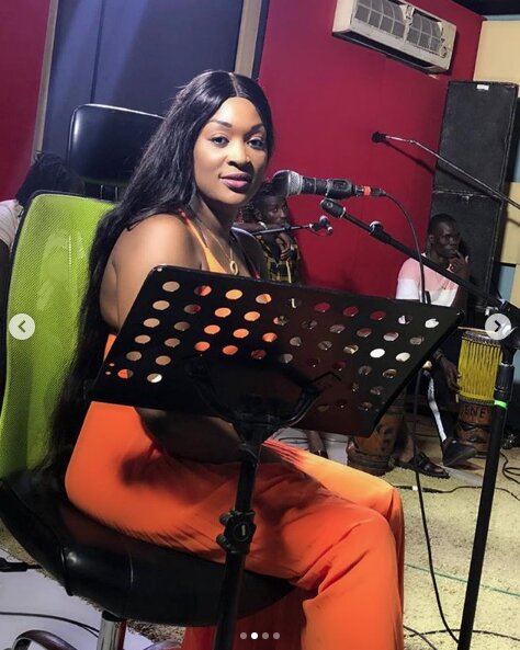 ( 05 Photos ) Titi, une femme avec une beauté incontestable