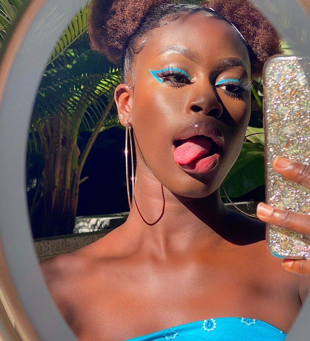 (19 Photos) Diarra Sylla de Sen Petit Gallé secoue le web avec ses clichés torrides…