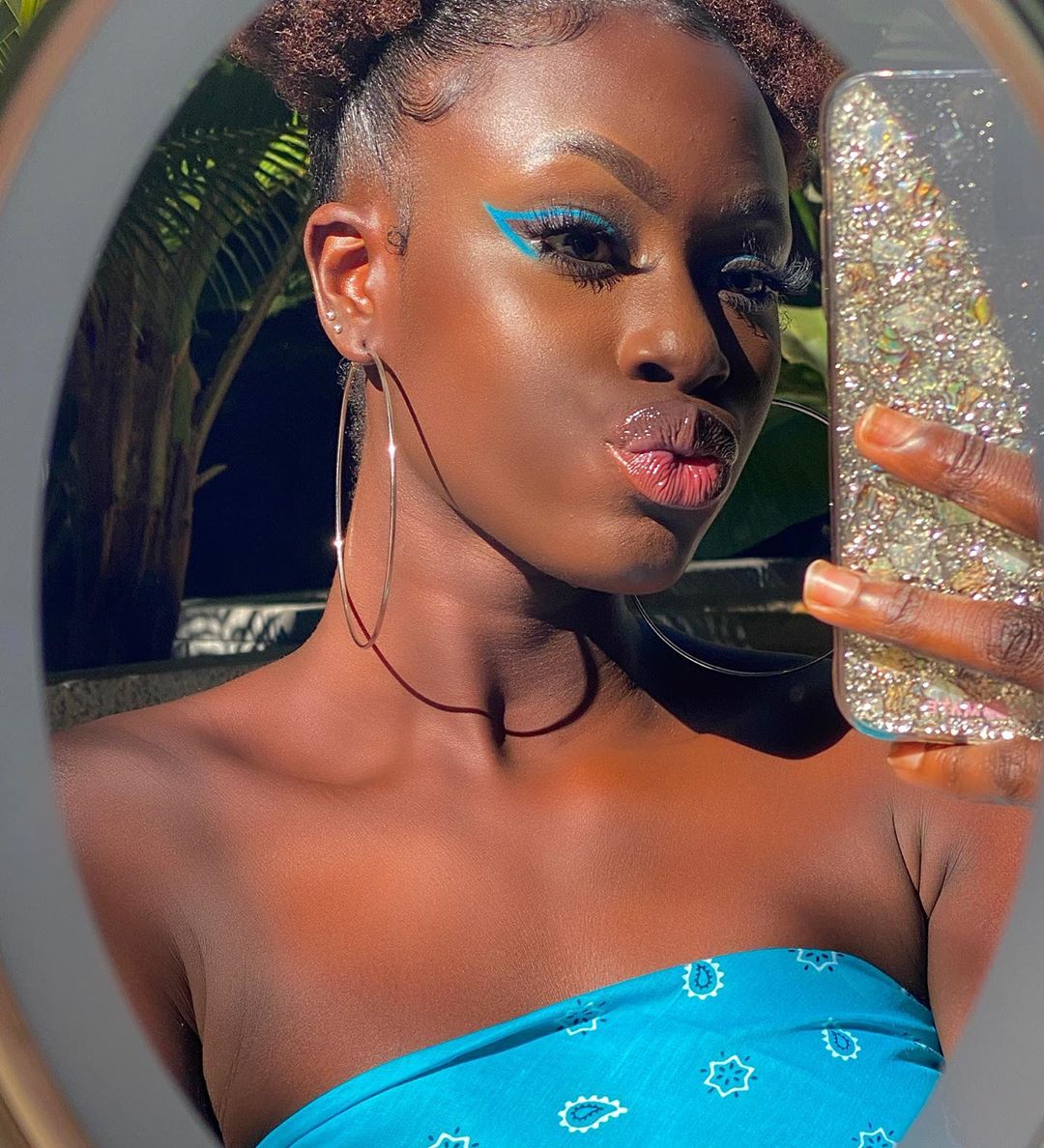 (19 Photos) Diarra Sylla de Sen Petit Gallé secoue le web avec ses clichés torrides…