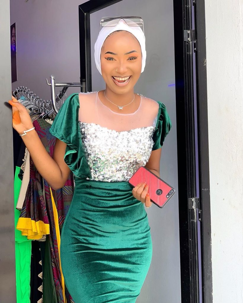 Vidéo - Fah Aïdara aux autres Tiktokeuses "Guéné sa Yaram Takhoul ame buzz"