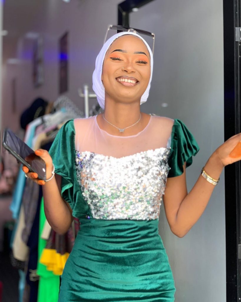 Vidéo - Fah Aïdara aux autres Tiktokeuses "Guéné sa Yaram Takhoul ame buzz"