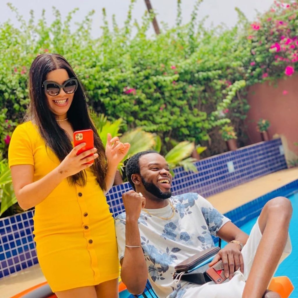 ( 05 Photos ) Momo Wade et Ndeye Sokna en toute complicité lors de leur lune de miel