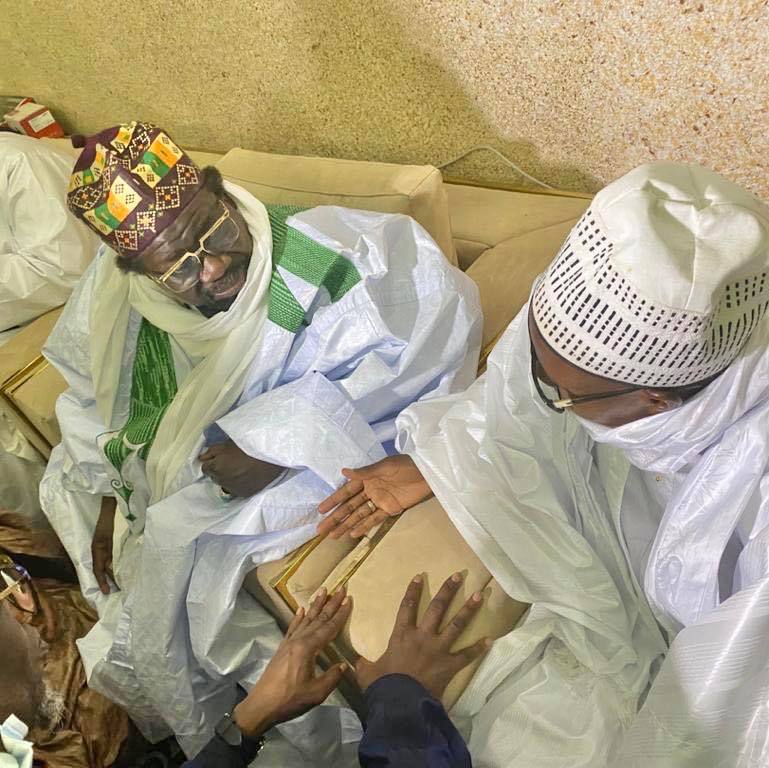 (07 Photos) Kaolack : Serigne Bass Abdou Khadre a présenté les condoléances de Touba