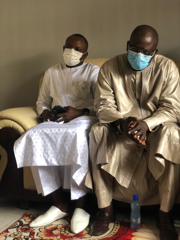 Condoléances : La génération 2002 et le ministre des Sports chez Moussa Ndiaye (25 photos+Vidéos)