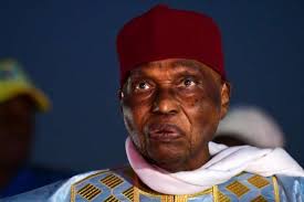 45 Photos : durée de mandat de nos Présidents de 1960 à nos jours.