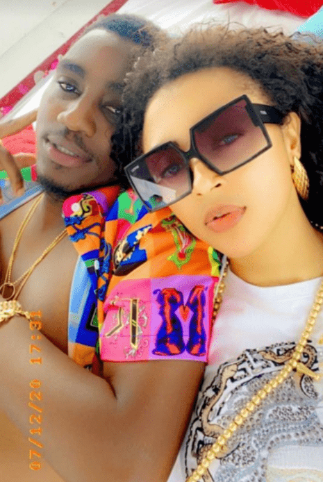 Wally Seck Dévoile Son Intimité Avec Sokhna Aidara (Photos)