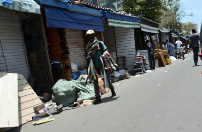 Photos- vidéo : Sandaga, les commerçants plient bagages
