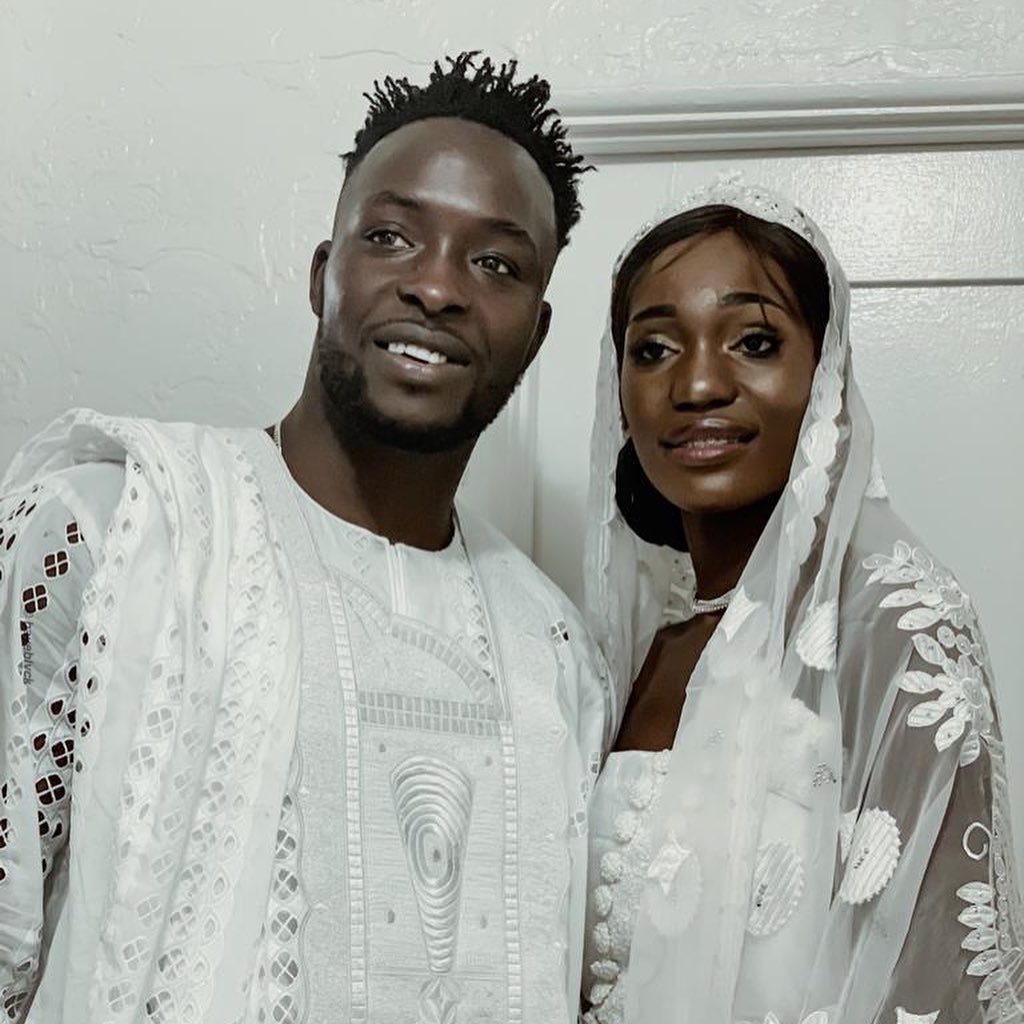 Photos : Siteu en toute complicité avec son épouse