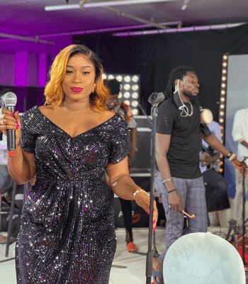 18 Photos : Top des images de Samb Aïda les plus récentes