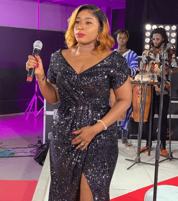 18 Photos : Top des images de Samb Aïda les plus récentes