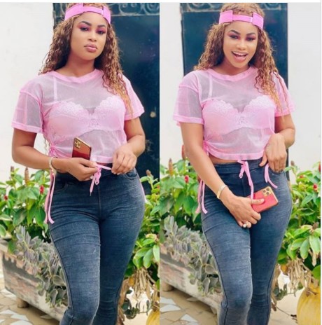 (04 Photos) : Marichou enflamme la toile avec son nouveau style