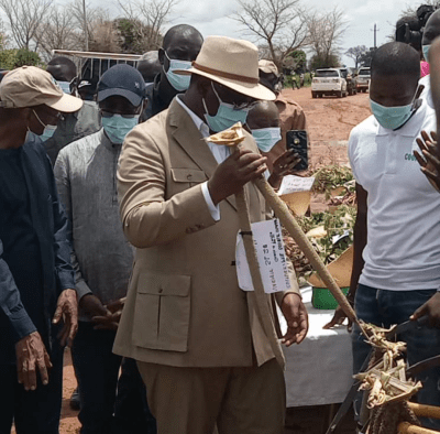Tournée économique: Macky Sall visite le champ de mil de l’ASC Jamm Bugum