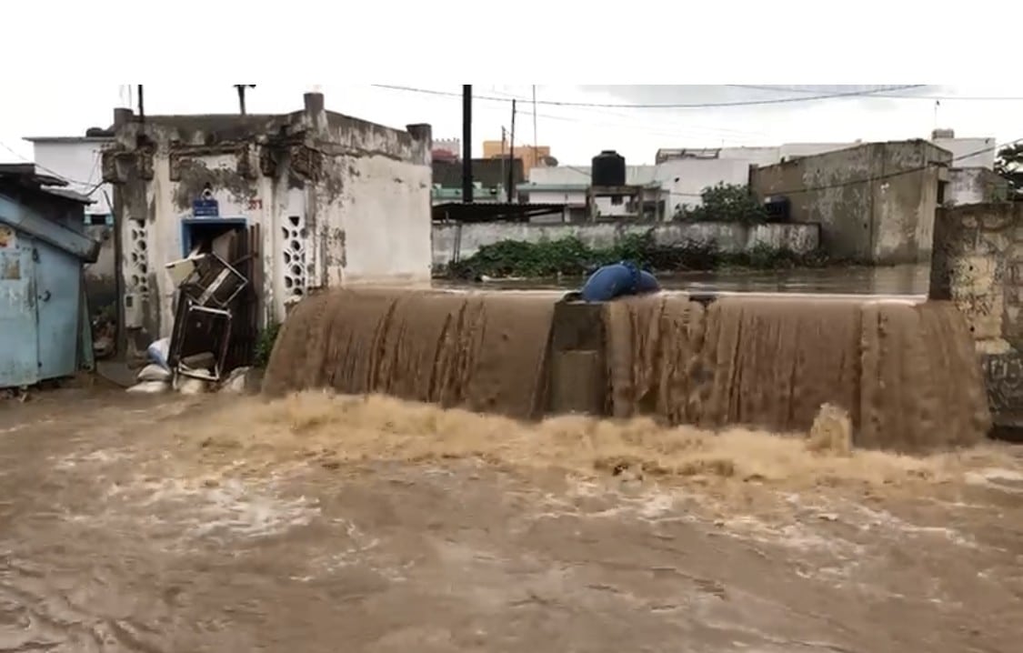 Video Urgent Yoff : Le canal éclate et fait des ravages