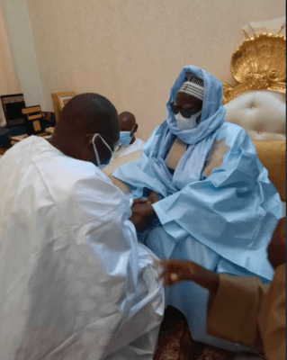 Touba: Khalifa Ababacar Sall reçu par le Khalife général des mourides