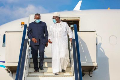 Visite d’amitié et de travail : Arrivée de Macky Sall au Nigeria ( photos)