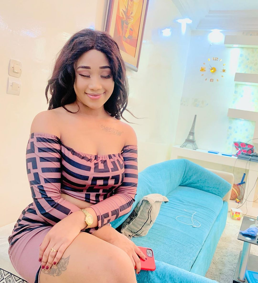 (05 Photos) Les nouveaux clichés ultra s£xy de Alima de la Série "Adja"