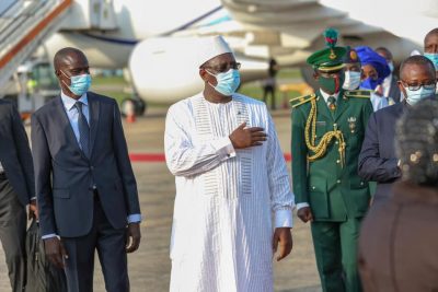 Visite d’amitié et de travail : Arrivée de Macky Sall au Nigeria ( photos)