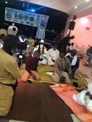 Photos - Berlin: Les Talibés mourides choississent un petit fils de Baye Niass pour célébrer le Magal 2020