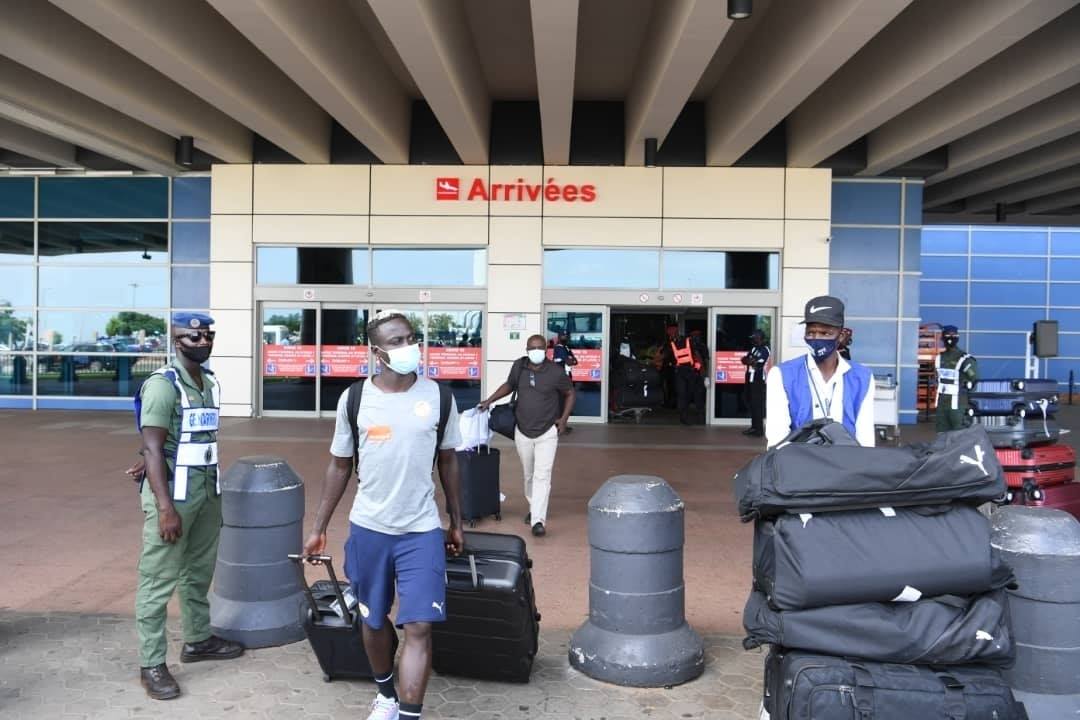 Photos: Arrivée des Lions à L’AIDB