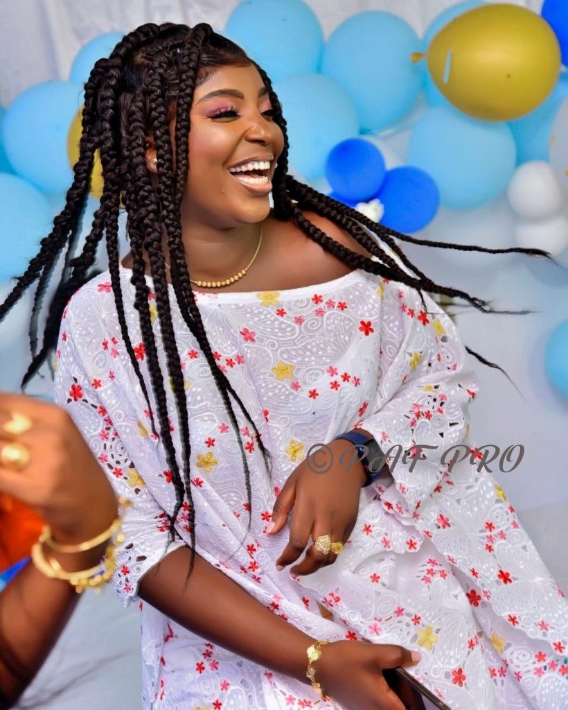 (09 Photos) Admirez le Sagnse de Maman de « Un café avec »