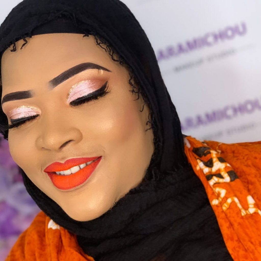 (05 Photos ) Boury Bathily, méconnaissable après son make-up