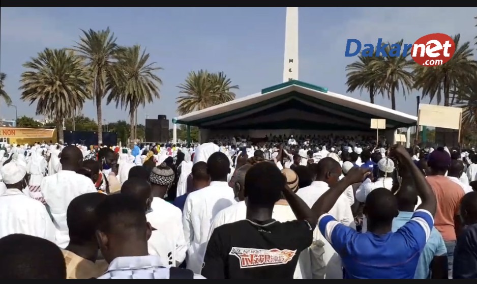 Vidéo : Les moments forts de la marche des musulmans à Dakar pour défendre l’image du Prophète Mouhamet Psl