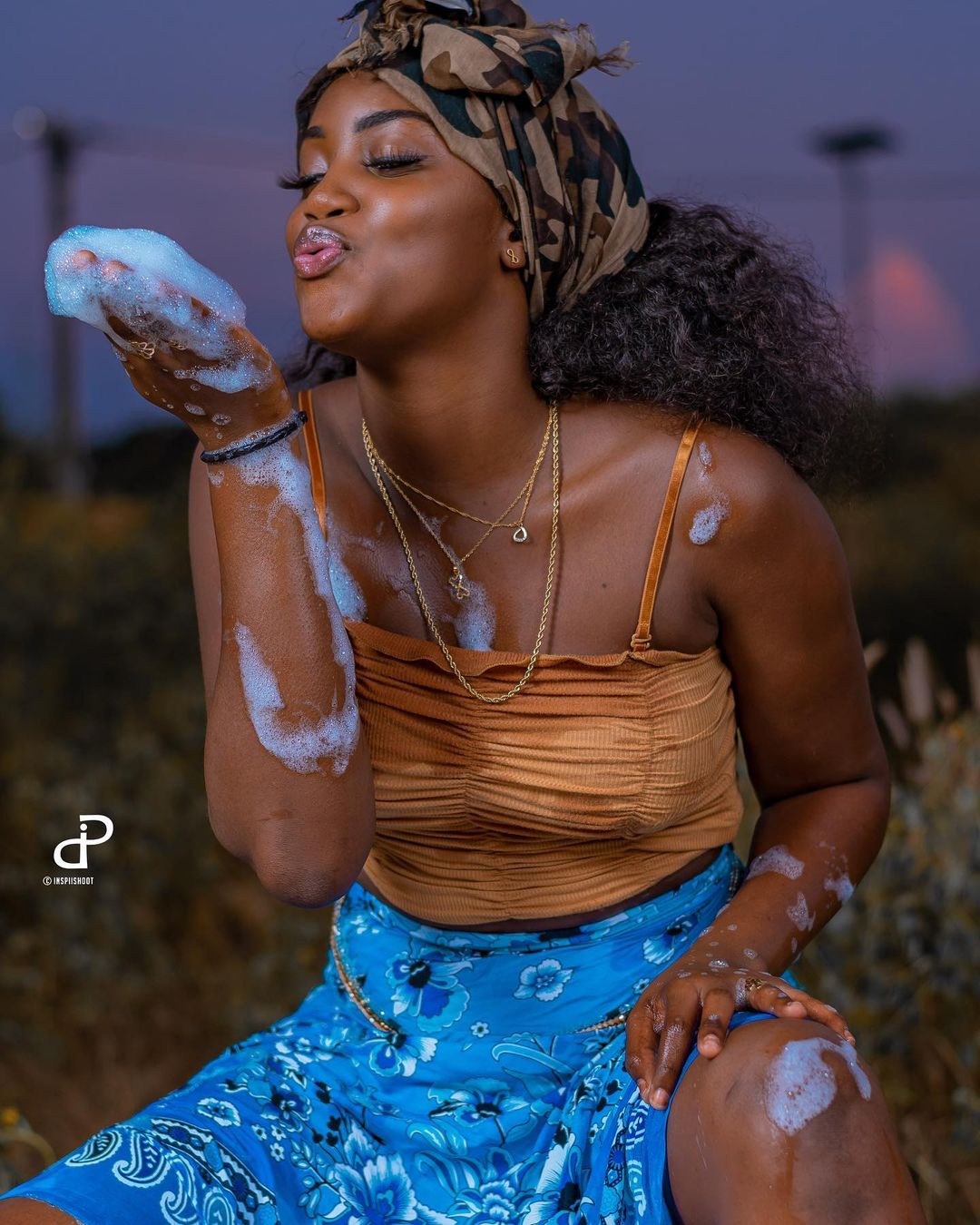 (10 Photos) - Cathy de la série Virginie dévoile une silhouette de rêve en shooting