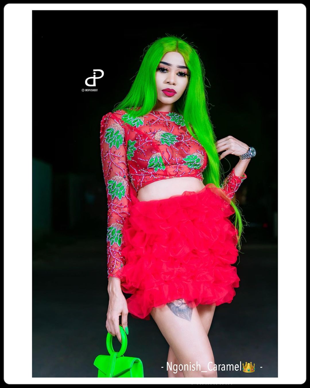 (10 Photos) Ngonish Caramel signe son retour et caramélise la toile avec sa tenue...