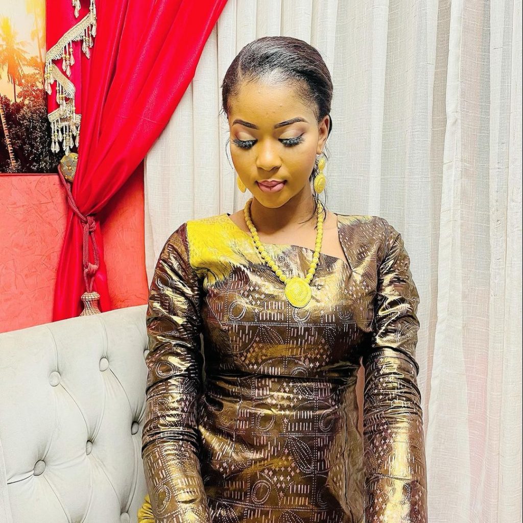 ( 05 Photos ) Admirez la belle Sagnse de Awa Diagne alias Kiné de la série Pod et Marichou