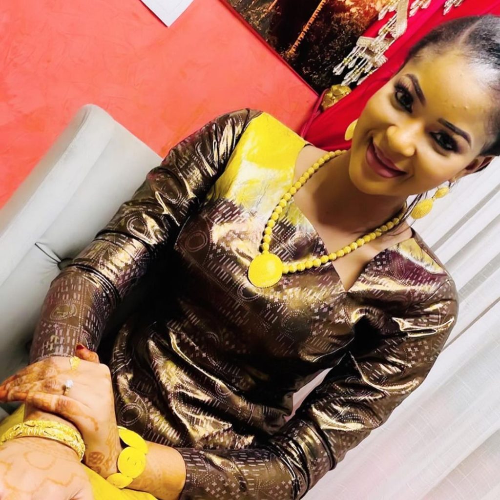 ( 05 Photos ) Admirez la belle Sagnse de Awa Diagne alias Kiné de la série Pod et Marichou