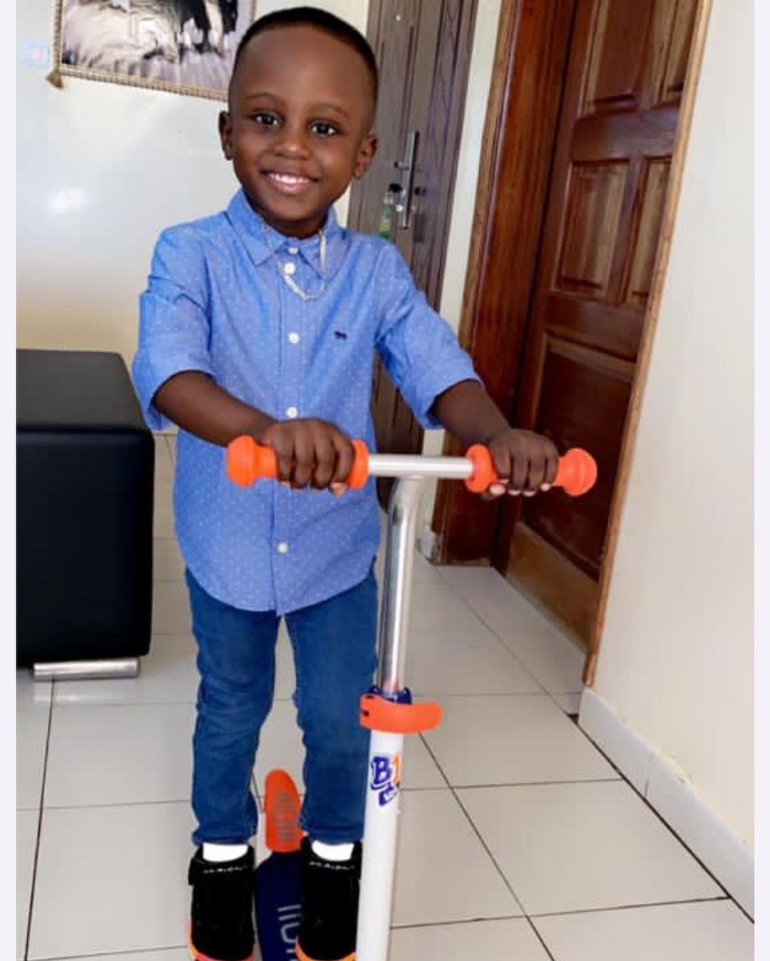 15 Photos - Abba No Stress : son fils de 6 ans, déjà une star sur les Réseaux Sociaux