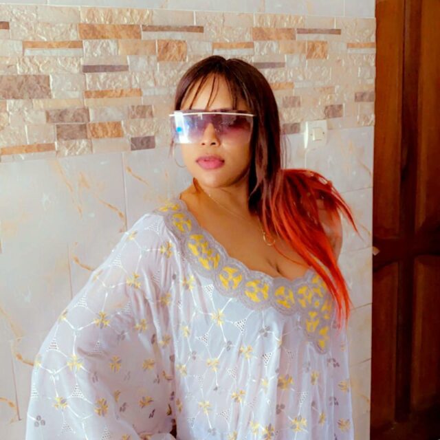 (Photos) La charmante Guigui dévoile toute sa classe en mode diongoma 2.0