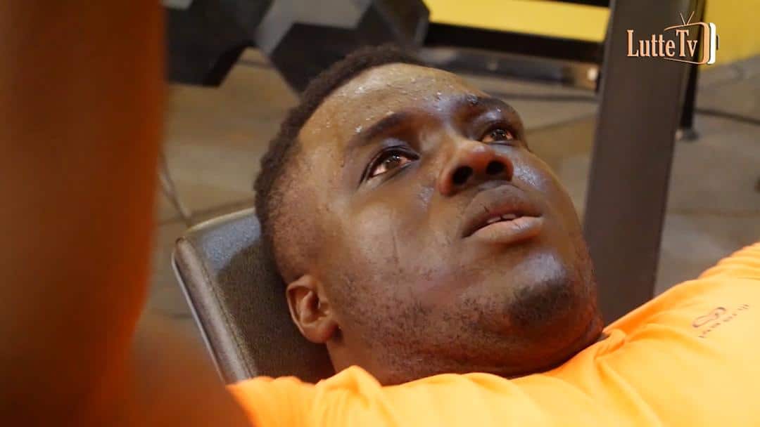 (04 Photos) Sa Thiès respire la forme et prévient son futur adversaire