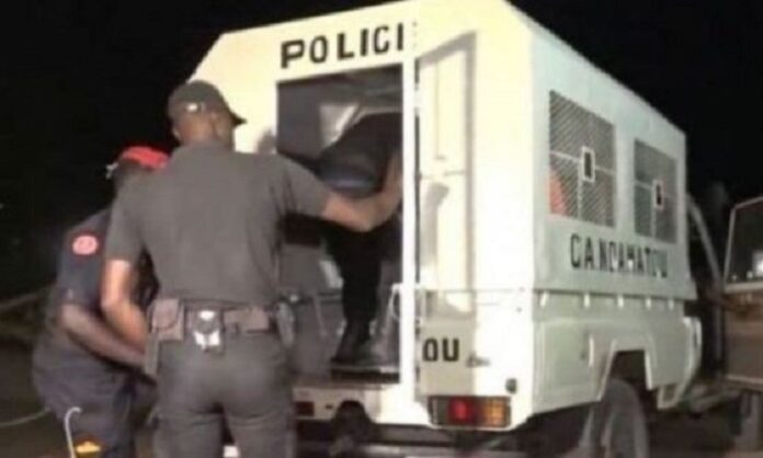La police des Parcelles Assainies arrête un livreur "Tiak-Tiak"avec plus de 3 kg de chanvre
