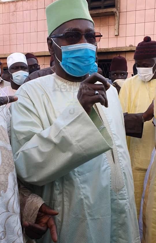 (Photos ) Tivaouane : Le Khalife des Tidianes à la prière mortuaire de Serigne Abdoul Aziz Sy