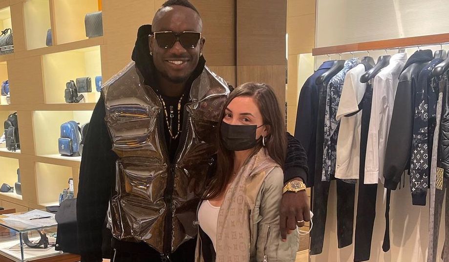 (05 Photos) Mbaye Diagne en toute complicité avec sa petite famille