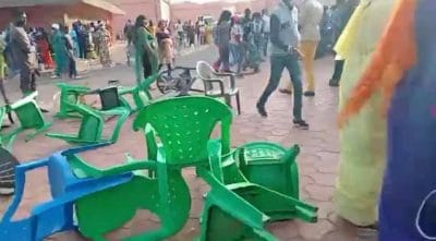 Vidéo-Réunion Benno Bokk Yakaar à Pikine : Des bagarres gâchent la fête !