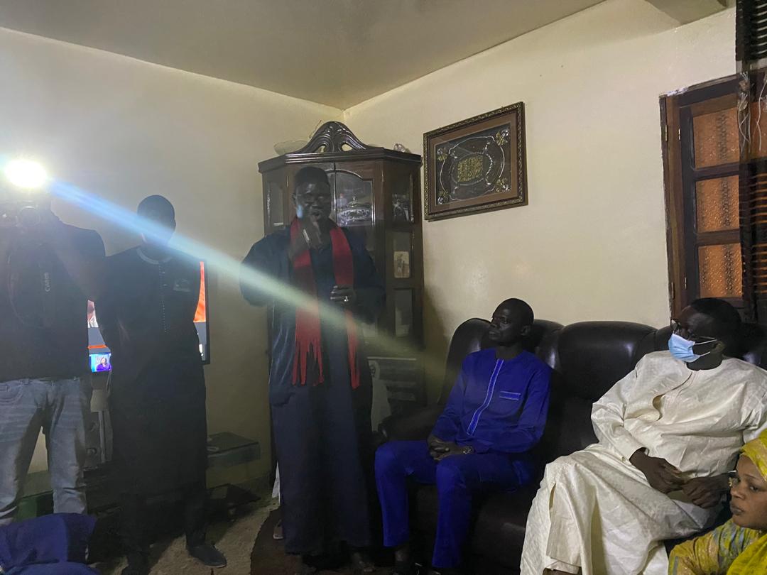 Manifestations aux Parcelles Assainies : Le Ministre Amadou Bâ au chevet des familles des victimes