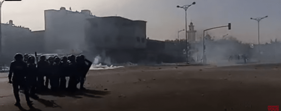 Médina : les jeunes ont encerclé les gendarmes dans une violente confrontation