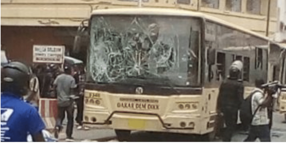 Dakar Dem Dikk : 15 bus saccagés, des receveurs dépouillés de leurs recettes