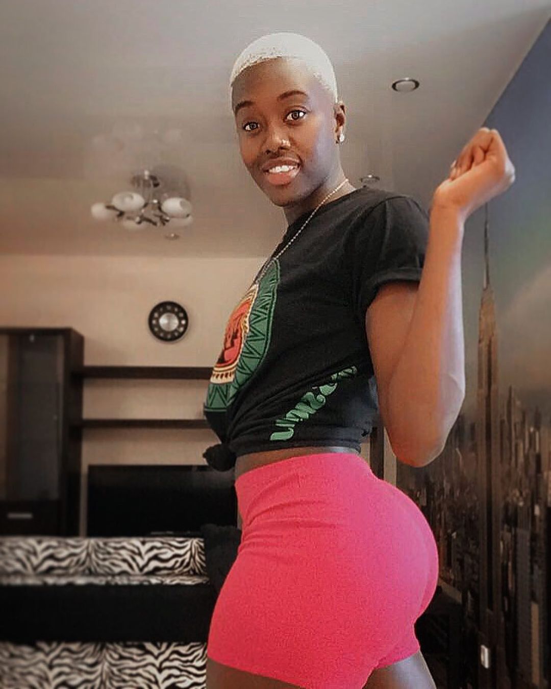 ( Photos ) La Basketteuse Yacine Diop : $exy, chaude et provocante