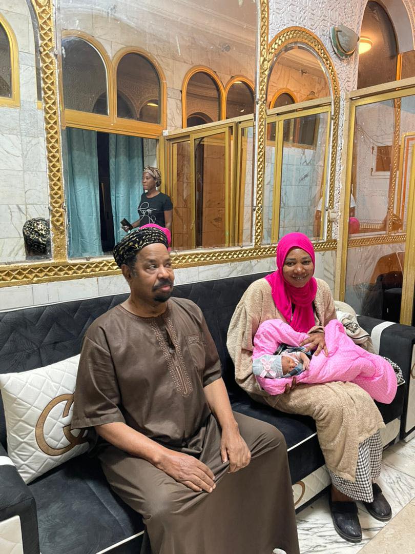 (10 photos) : Ahmed K. Niass baptise sa fille du nom de sa défunte épouse, Khady Sarr