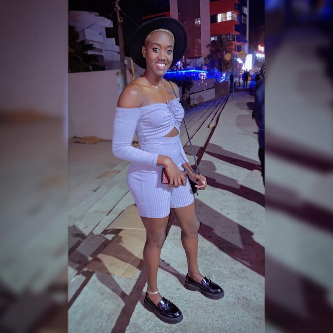 ( Photos ) La Basketteuse Yacine Diop : $exy, chaude et provocante