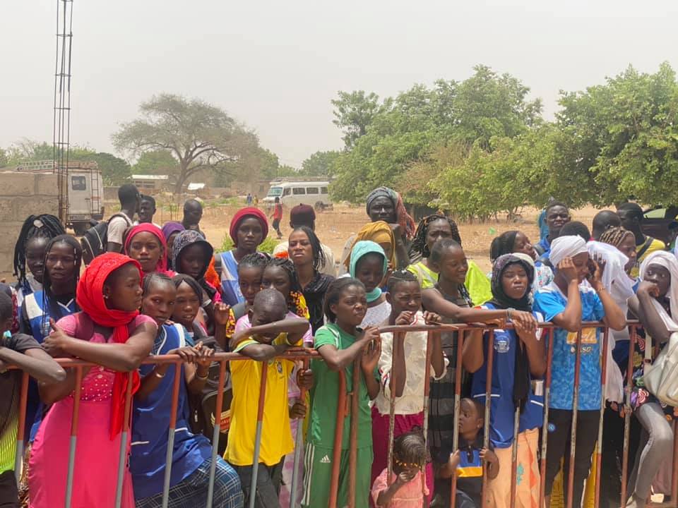 (Vidéo) Kaolack : Le ministre de la femme inaugure cinq infrastructures sociales de base à Guinguinéo