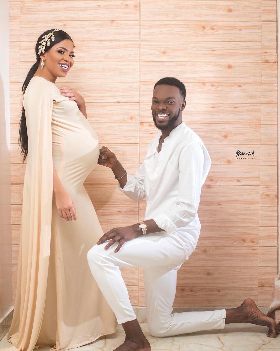 Babyboom : Les clichés de Momo Wade embrassant le ventre de son épouse Soxna Sonko choque les internautes