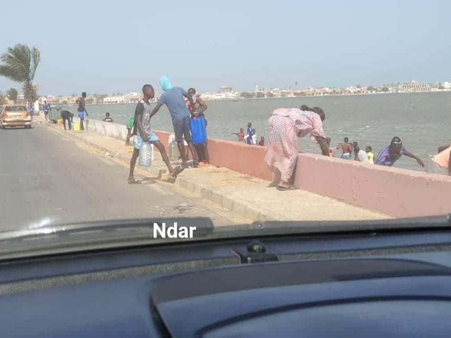 Sans Eau: Saint-Louis se soulage via le fleuve (photos