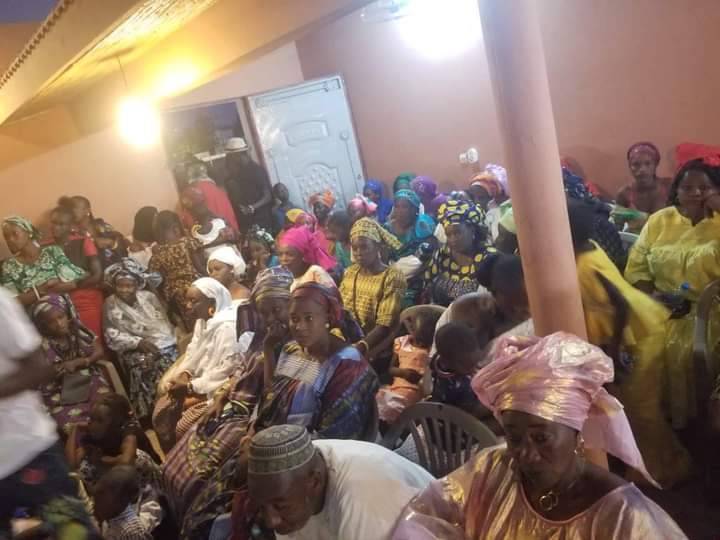 (PHOTOS) À L'ASSAUT DE LA MAIRIE DE KHOMBOLE: ABDOULAYE TINE INFLIGE AU MAIRE SA PREMIÈRE DÉFAITE.